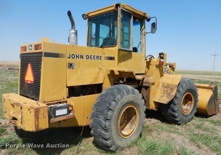 image for item GO9154 1988 John Deere 544E  wheel loader