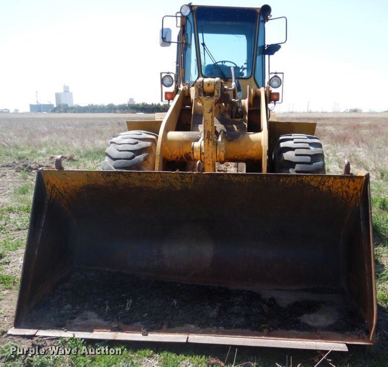 image for item GO9154 1988 John Deere 544E  wheel loader