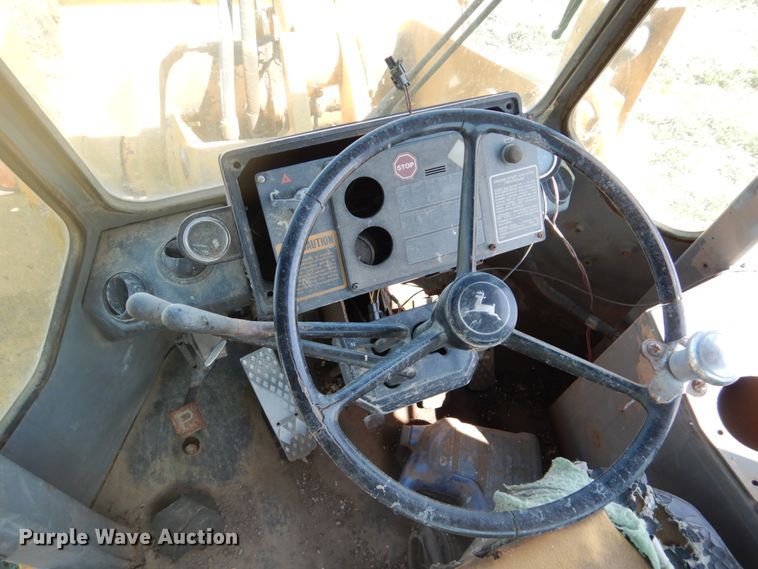 image for item GO9154 1988 John Deere 544E  wheel loader
