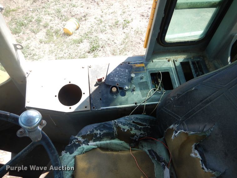 image for item GO9154 1988 John Deere 544E  wheel loader