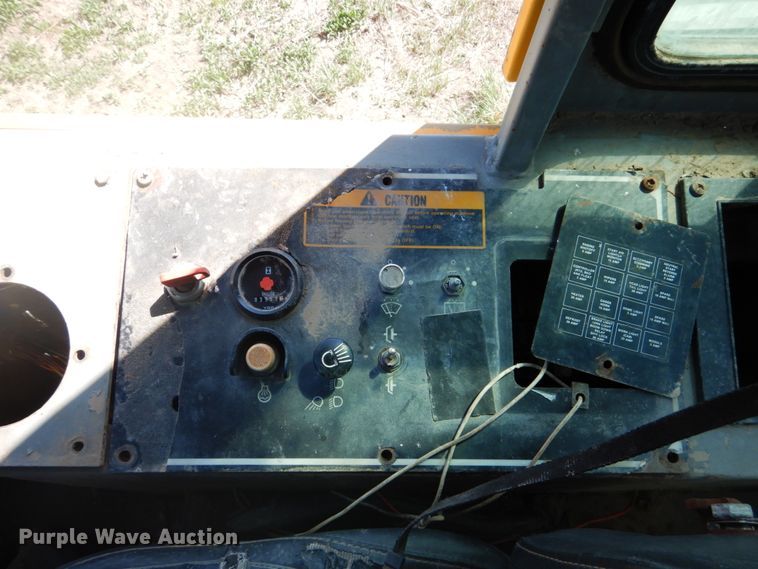 image for item GO9154 1988 John Deere 544E  wheel loader