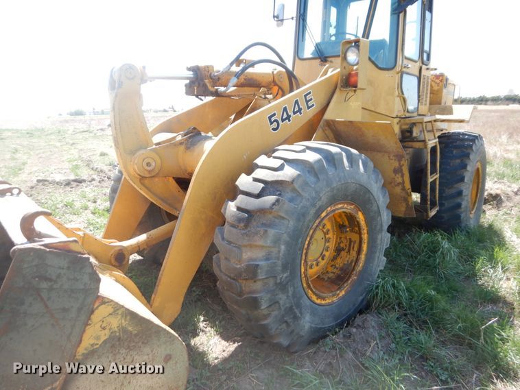 image for item GO9154 1988 John Deere 544E  wheel loader