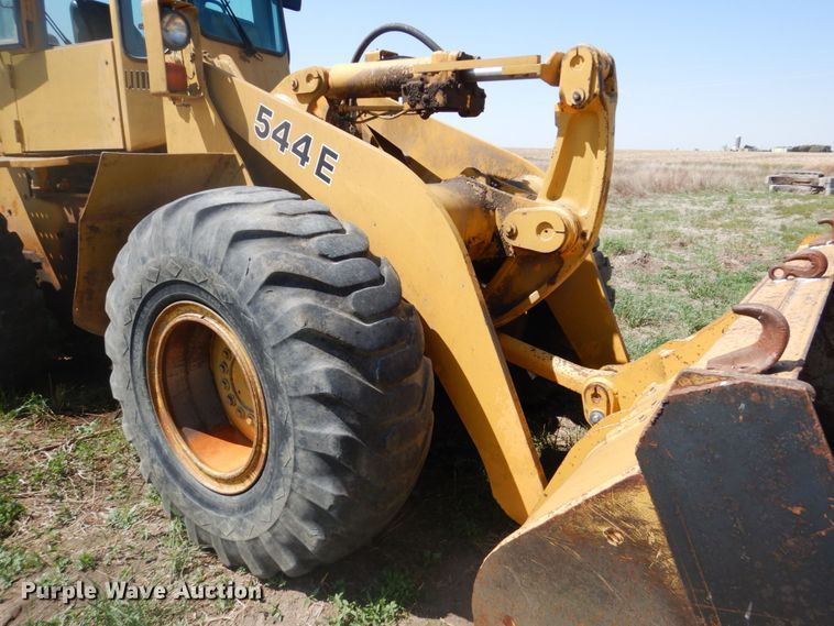 image for item GO9154 1988 John Deere 544E  wheel loader