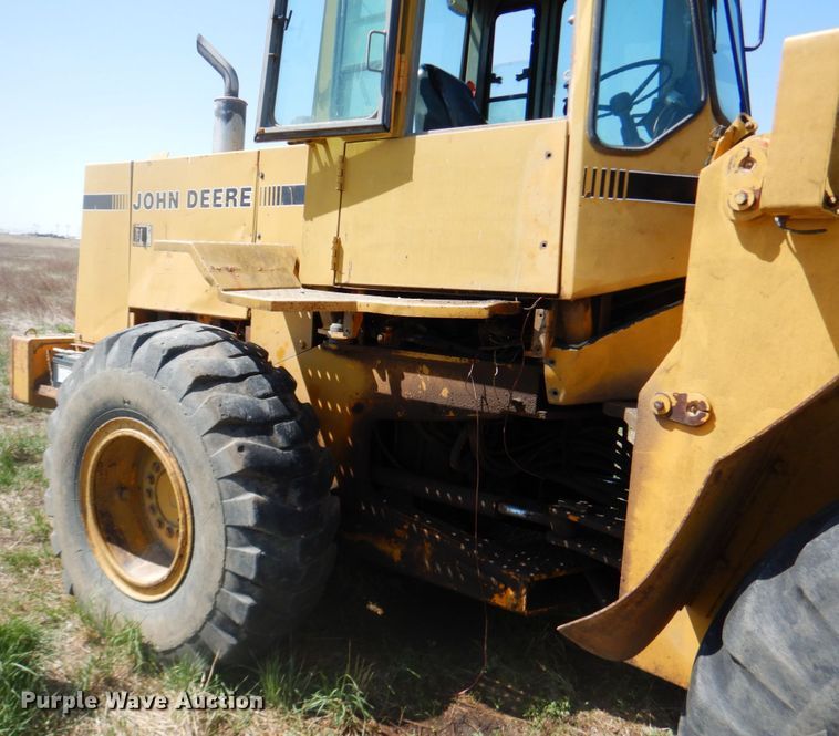 image for item GO9154 1988 John Deere 544E  wheel loader