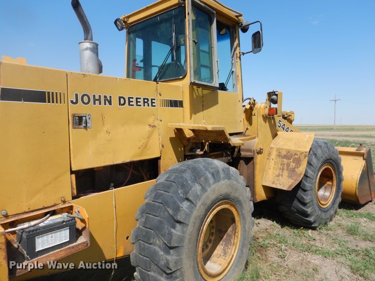 image for item GO9154 1988 John Deere 544E  wheel loader