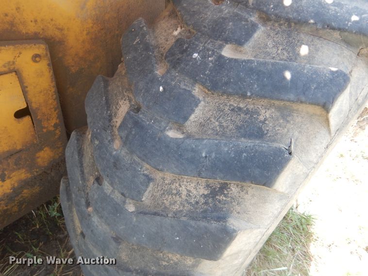 image for item GO9154 1988 John Deere 544E  wheel loader