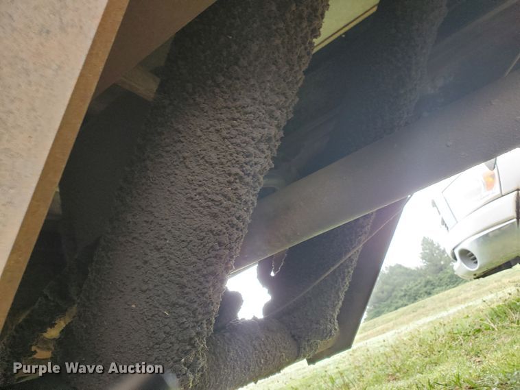 image for item GO9161 1973 International Loadstar 1600  grain truck