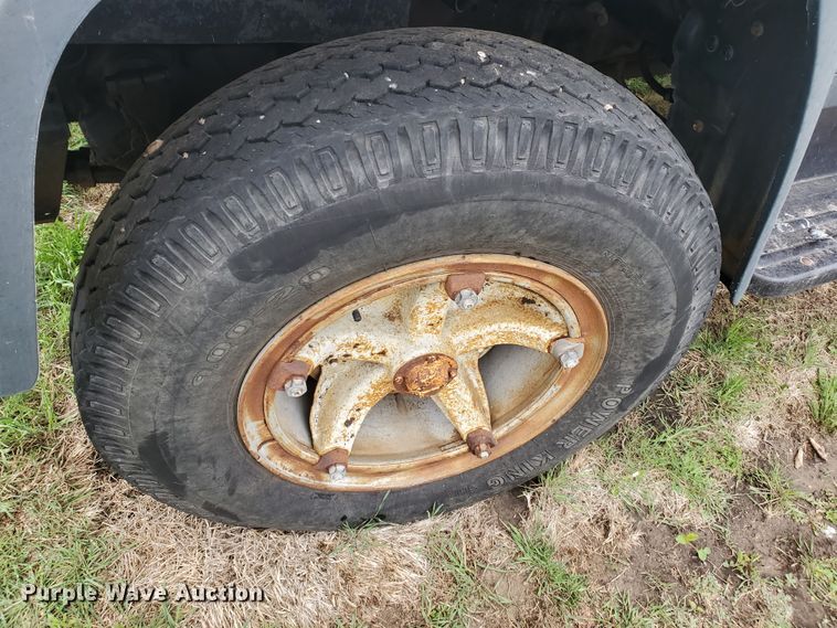 image for item GO9161 1973 International Loadstar 1600  grain truck