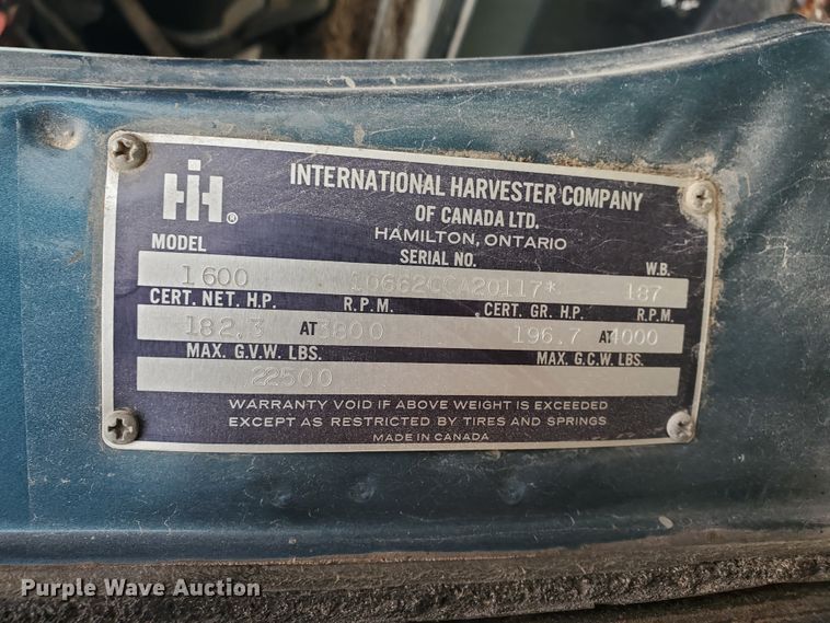 image for item GO9161 1973 International Loadstar 1600  grain truck