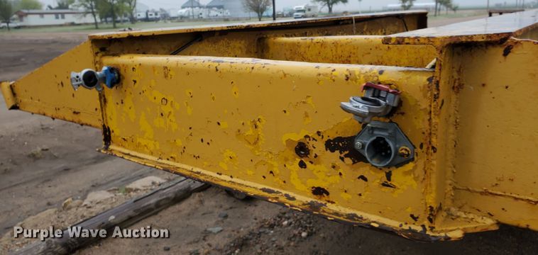 image for item GO9164 1962 Hyster C25T drop deck equipment trailer