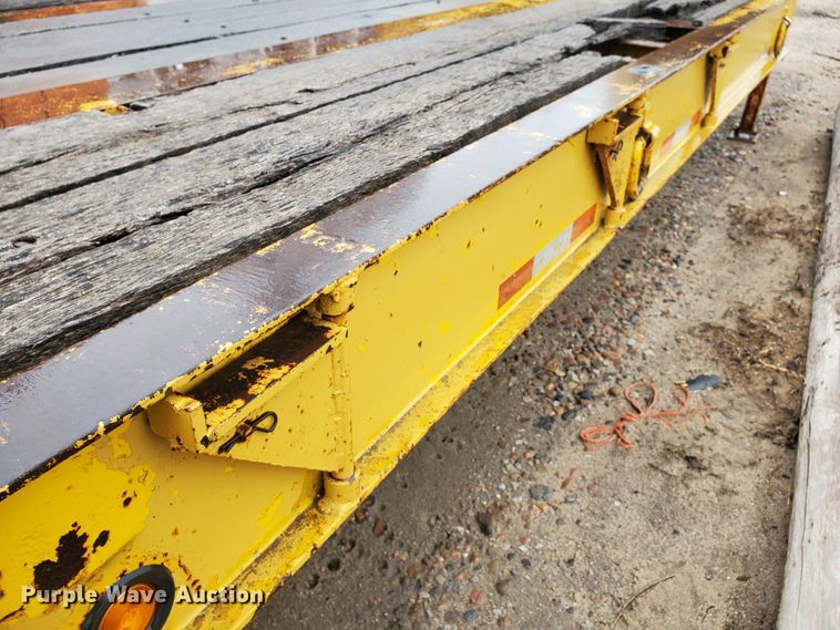 image for item GO9164 1962 Hyster C25T drop deck equipment trailer