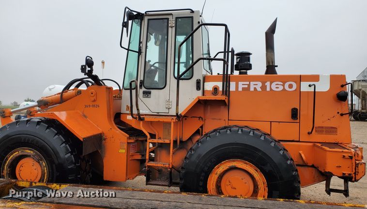 image for item GO9165 1995 Fiat-Allis FR160  wheel loader