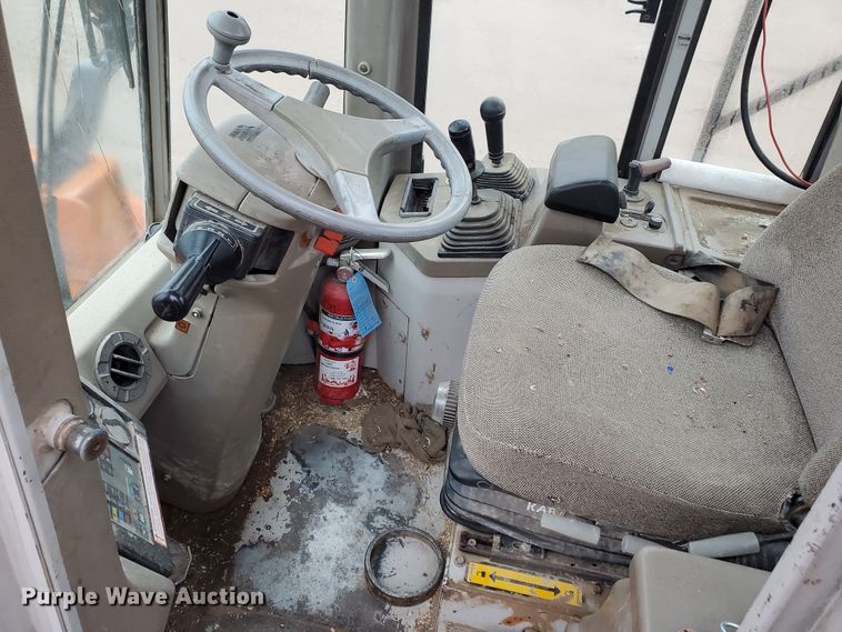 image for item GO9165 1995 Fiat-Allis FR160  wheel loader