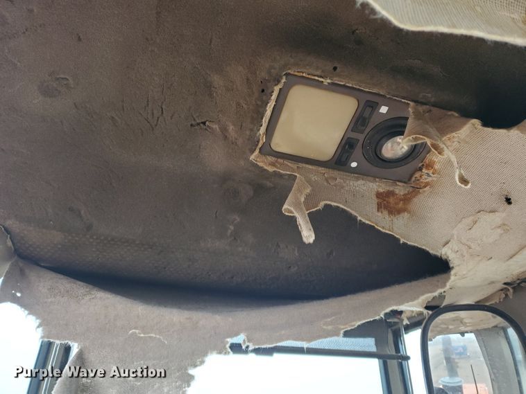 image for item GO9165 1995 Fiat-Allis FR160  wheel loader