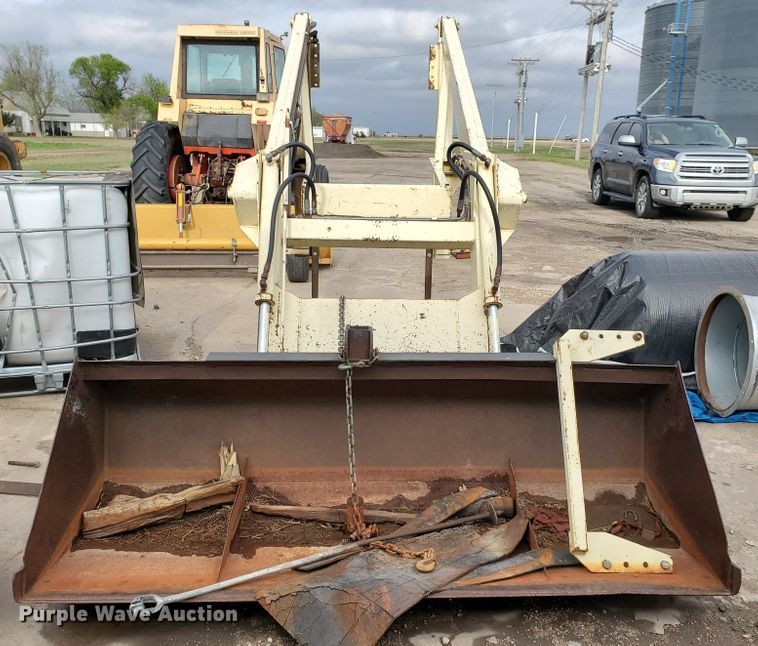 image for item GO9167 GB 900 loader