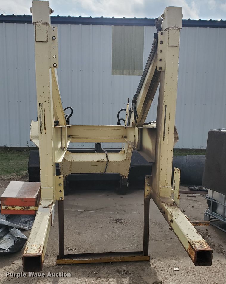 image for item GO9167 GB 900 loader