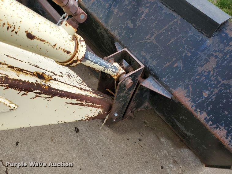 image for item GO9167 GB 900 loader