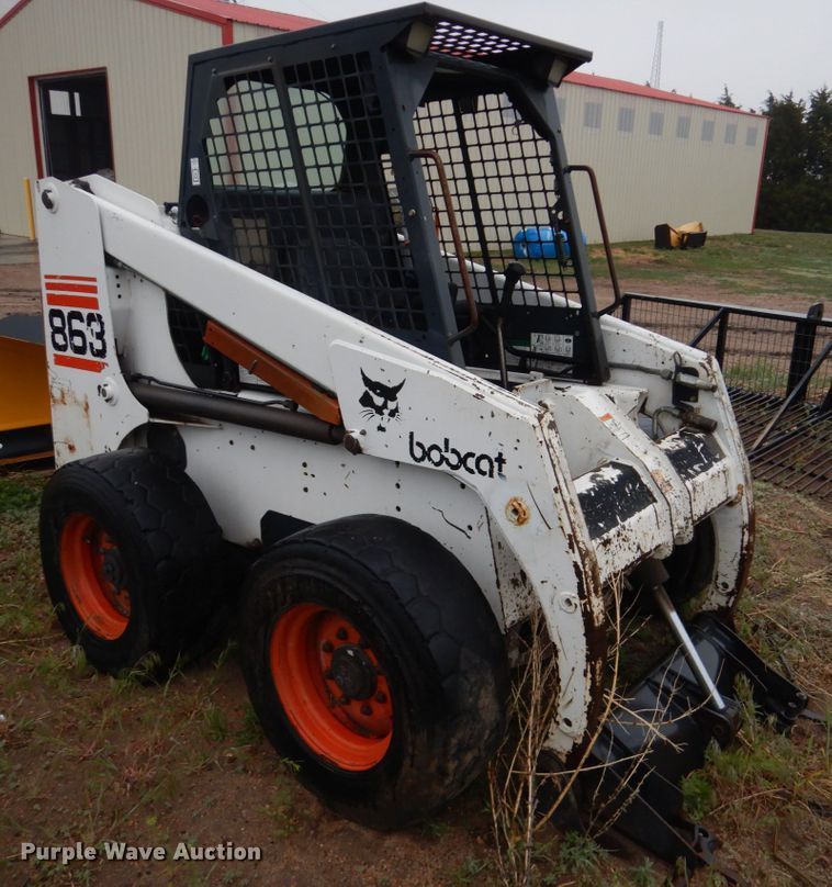 image for item GO9168 1998 Bobcat 863  skid steer loader