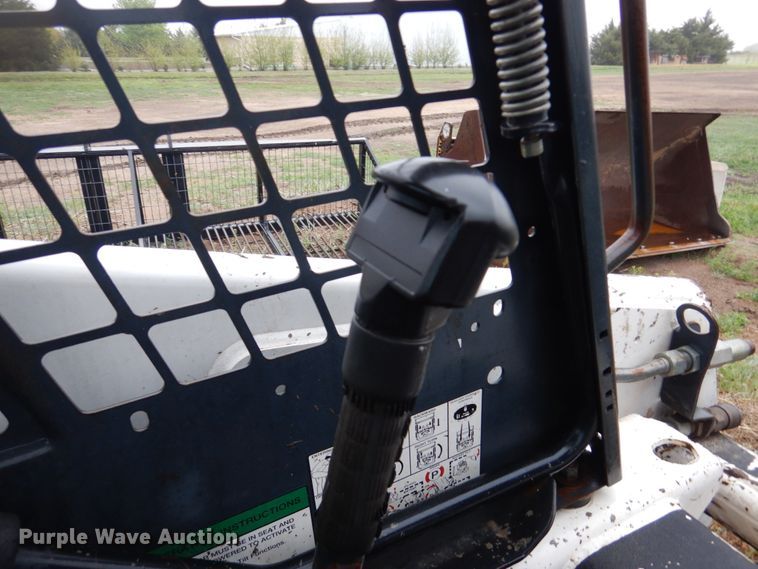 image for item GO9168 1998 Bobcat 863  skid steer loader