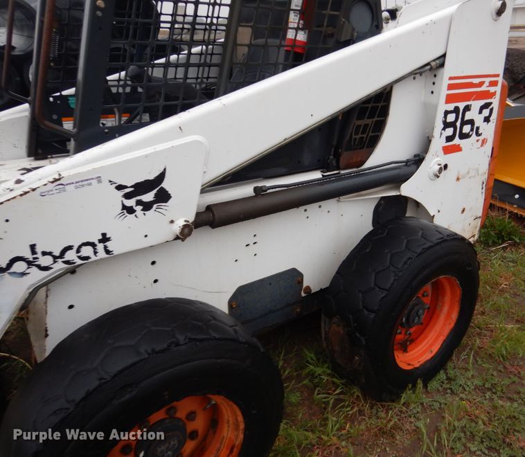 image for item GO9168 1998 Bobcat 863  skid steer loader