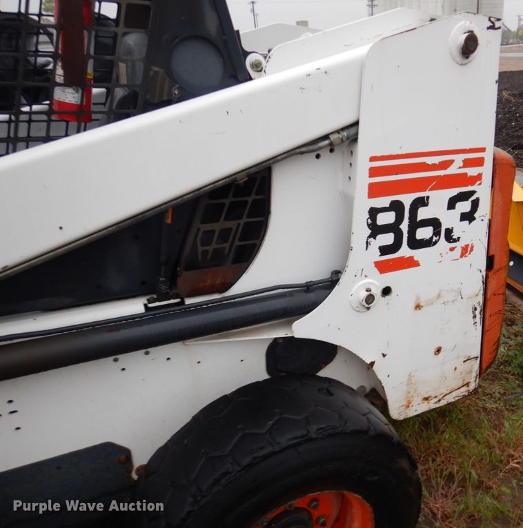 image for item GO9168 1998 Bobcat 863  skid steer loader