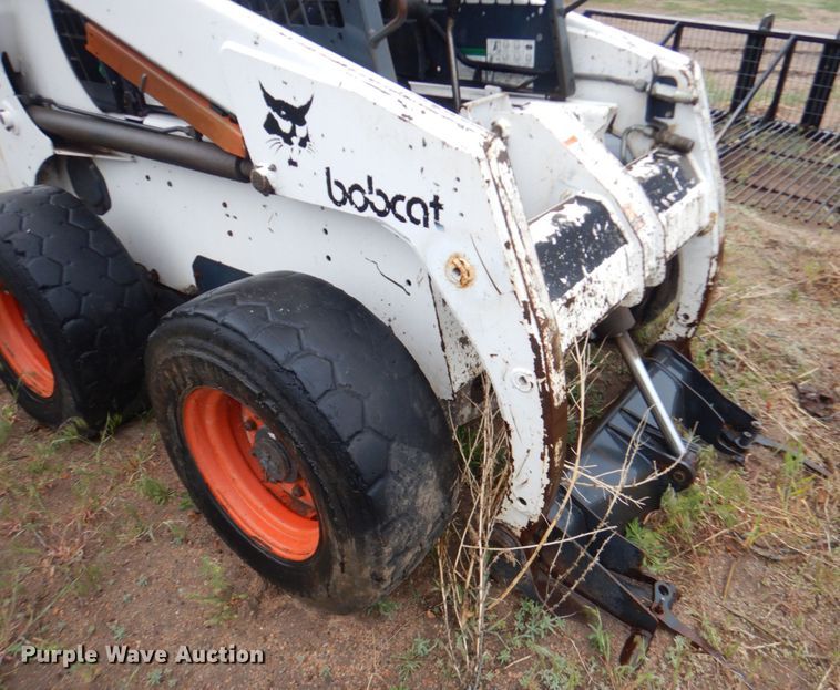 image for item GO9168 1998 Bobcat 863  skid steer loader