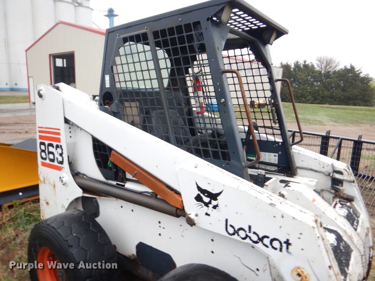 image for item GO9168 1998 Bobcat 863  skid steer loader