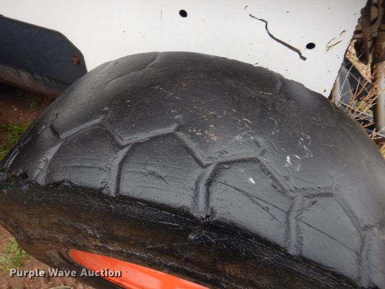 image for item GO9168 1998 Bobcat 863  skid steer loader