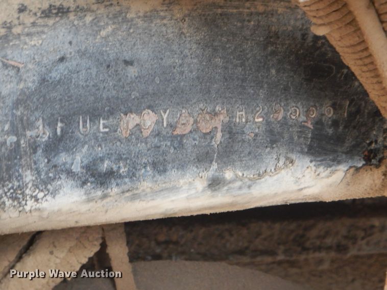 image for item GO9651 1987 Freightliner FLT  flatbed truck