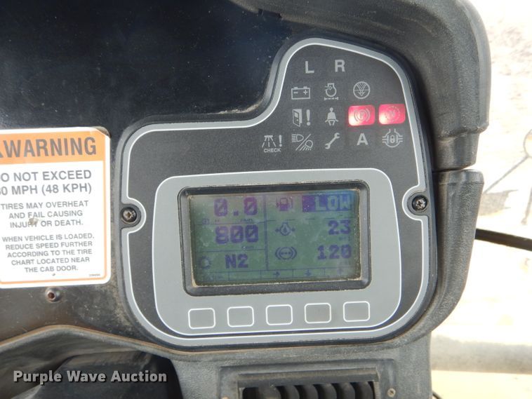 image for item GO9652 2002 Ag-Chem TerraGator 8144 applicator