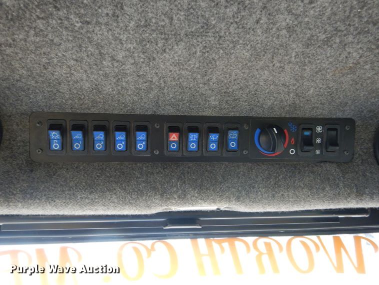 image for item GO9652 2002 Ag-Chem TerraGator 8144 applicator