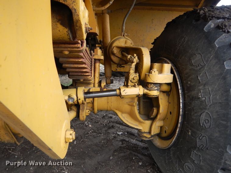 image for item GO9652 2002 Ag-Chem TerraGator 8144 applicator