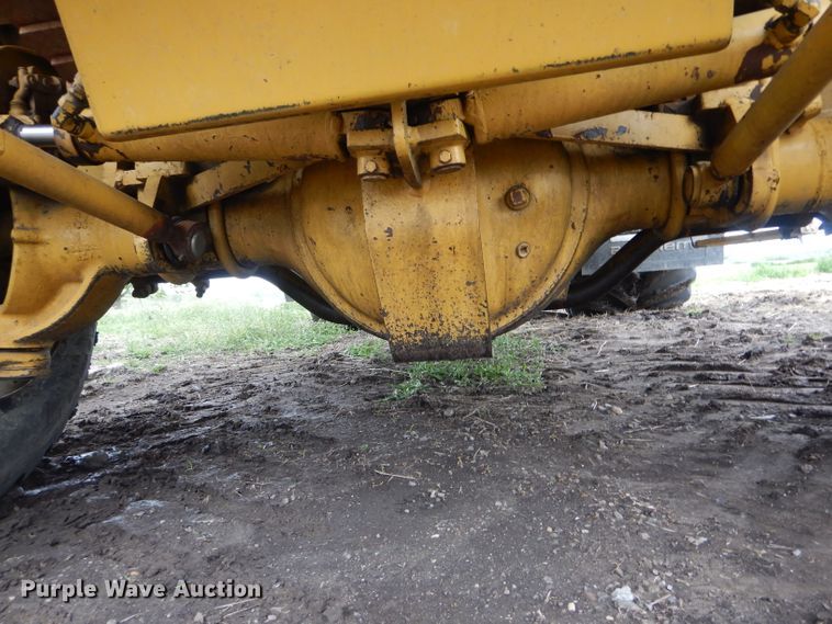 image for item GO9652 2002 Ag-Chem TerraGator 8144 applicator