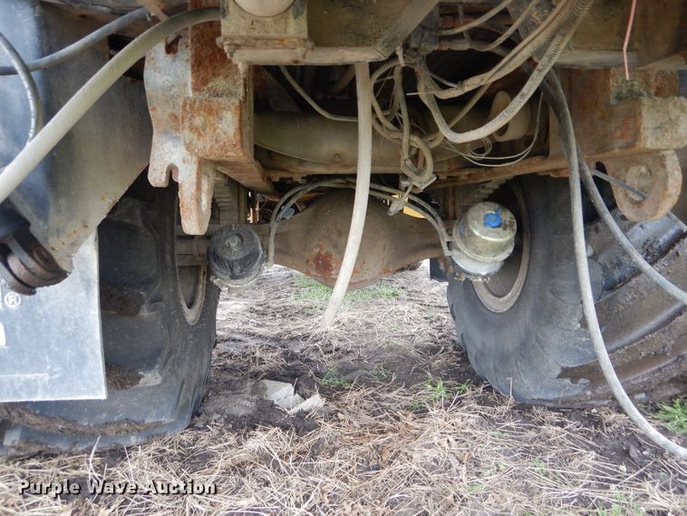 image for item GO9652 2002 Ag-Chem TerraGator 8144 applicator