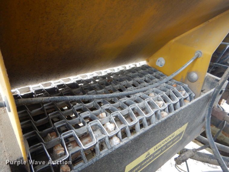 image for item GO9652 2002 Ag-Chem TerraGator 8144 applicator