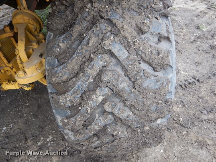 image for item GO9652 2002 Ag-Chem TerraGator 8144 applicator