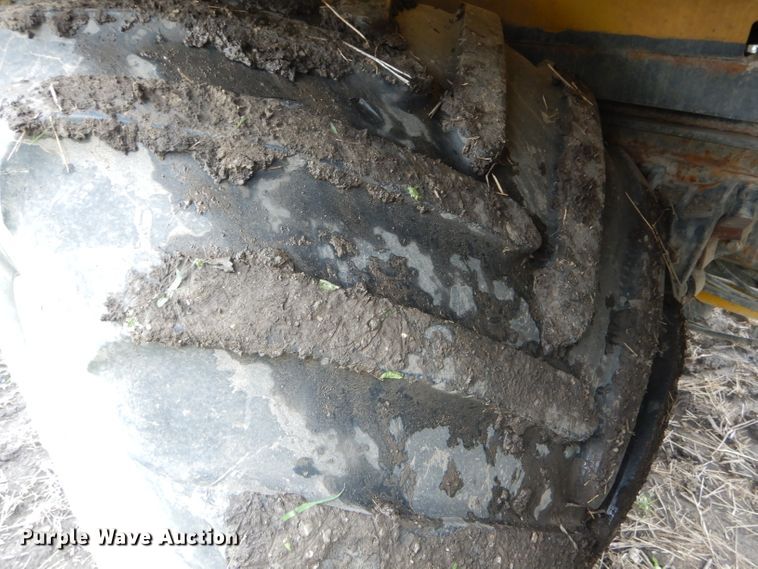 image for item GO9652 2002 Ag-Chem TerraGator 8144 applicator