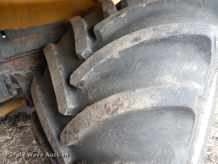 image for item GO9652 2002 Ag-Chem TerraGator 8144 applicator