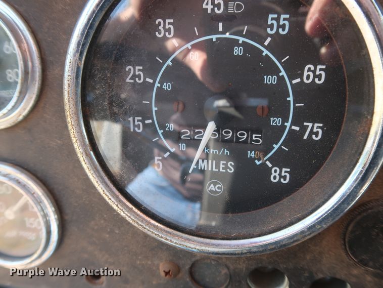 image for item GS9897 1985 GMC Brigadier  semi truck