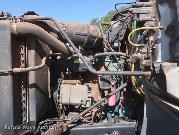 image for item GS9897 1985 GMC Brigadier  semi truck