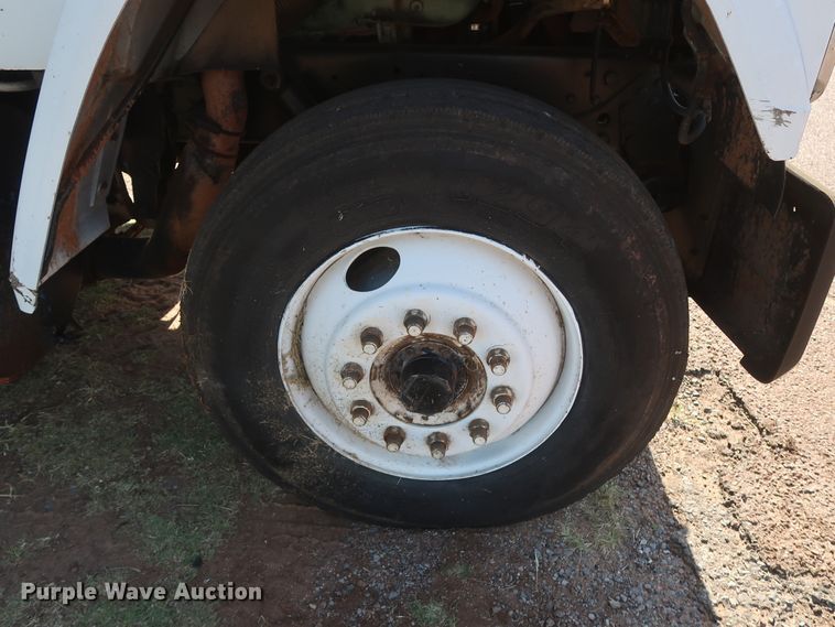 image for item GS9897 1985 GMC Brigadier  semi truck