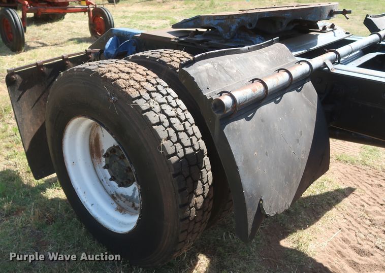 image for item GS9897 1985 GMC Brigadier  semi truck