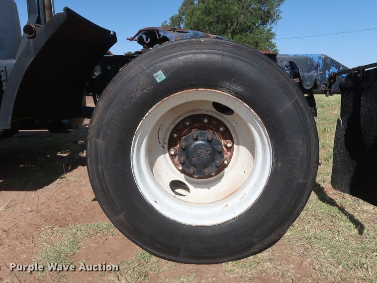 image for item GS9897 1985 GMC Brigadier  semi truck