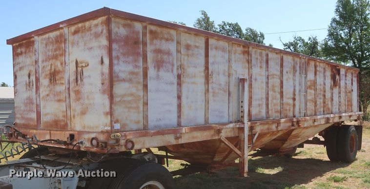 image for item GS9899 Double hopper bottom grain trailer