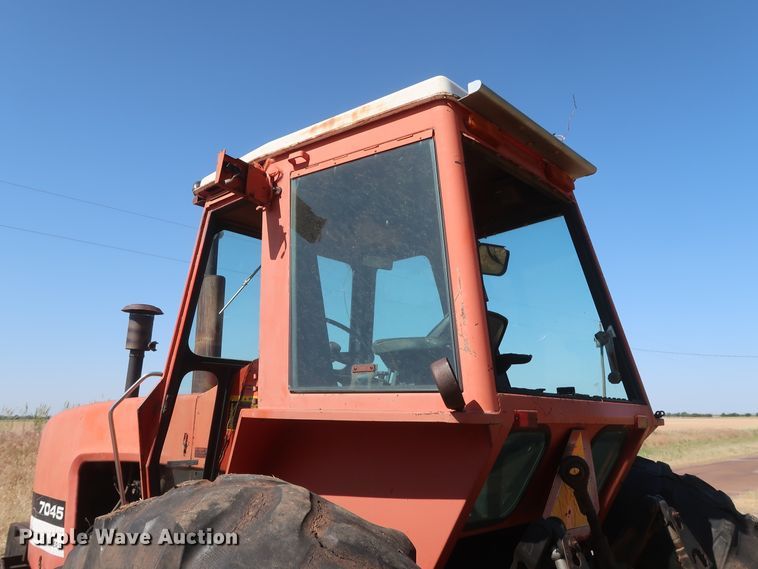 image for item GS9900 1979 Allis Chalmers 7045  tractor