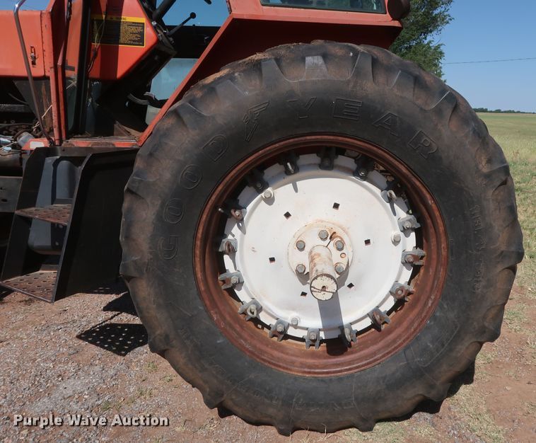 image for item GS9900 1979 Allis Chalmers 7045  tractor