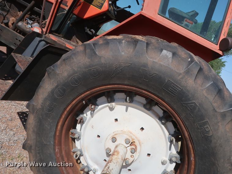 image for item GS9900 1979 Allis Chalmers 7045  tractor