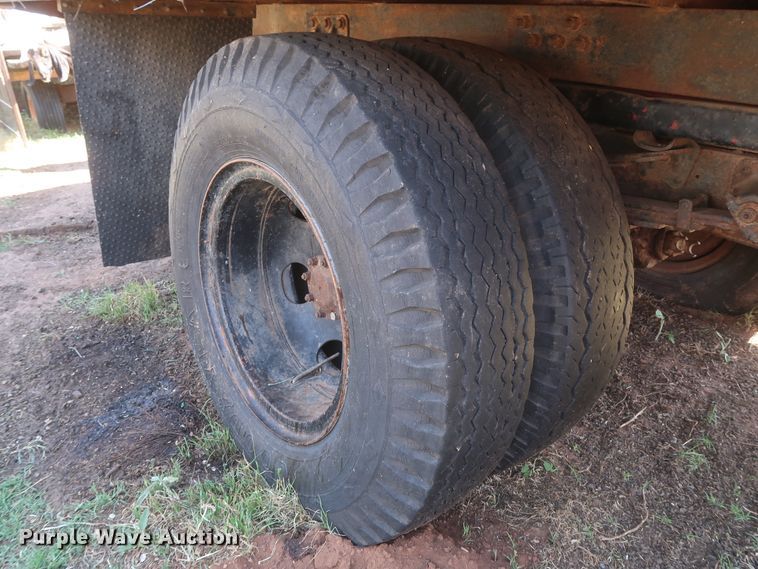image for item GS9903 Midwest grain trailer