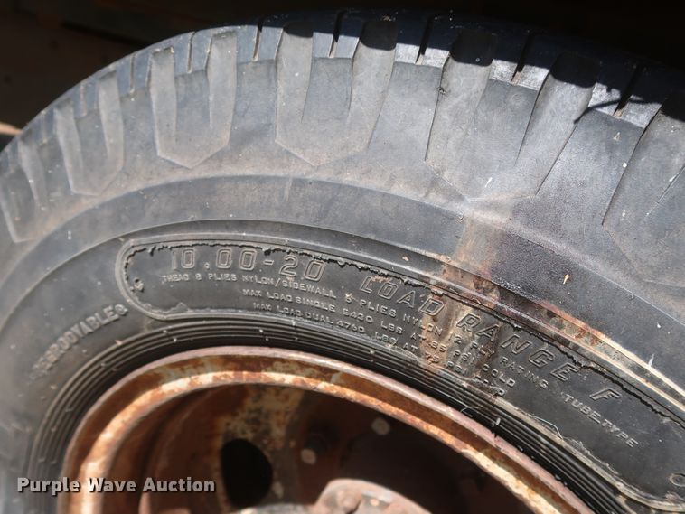 image for item GS9903 Midwest grain trailer