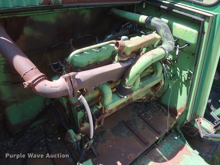 image for item GS9905 (3) John Deere combines